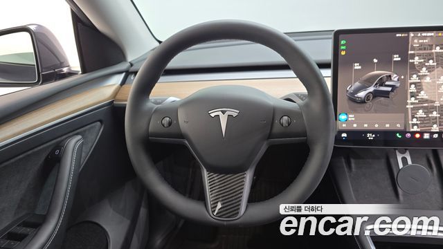 Tesla Model Y RWD 2025 — фото 13