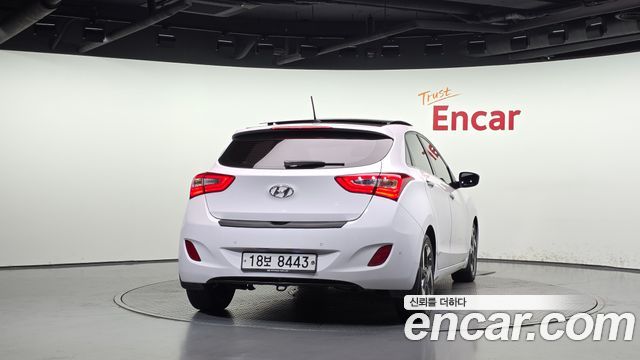Hyundai i30 (New) Diesel 1.6 VGT PYL 2014 — фото 4