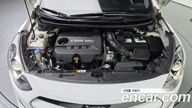 Hyundai i30 (New) Diesel 1.6 VGT PYL 2014 — фото 6