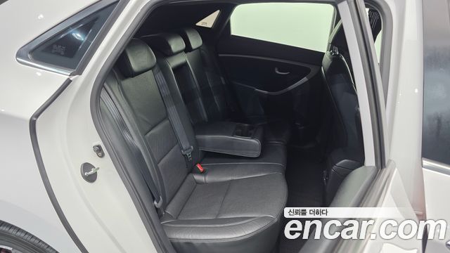 Hyundai i30 (New) Diesel 1.6 VGT PYL 2014 — фото 12