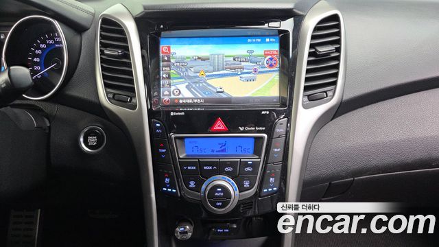 Hyundai i30 (New) Diesel 1.6 VGT PYL 2014 — фото 14