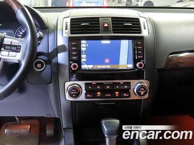 Kia Mohave Diesel 3.0 4WD President 2018 — фото 15