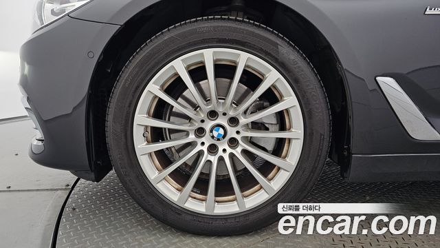 BMW 5 Series (G30) 520i Luxury 2020 — фото 5