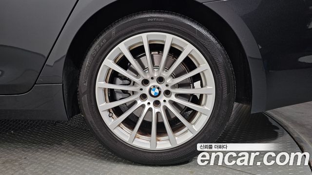 BMW 5 Series (G30) 520i Luxury 2020 — фото 27