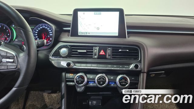 Genesis G70 2.0T Elite 2019 — фото 13