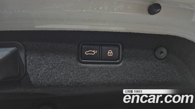 Genesis G70 2.0T Elite 2019 — фото 20