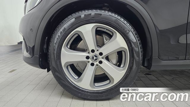 Mercedes-Benz GLC-Class (X253) GLC220 d 4MATIC Premium 2018 — фото 5