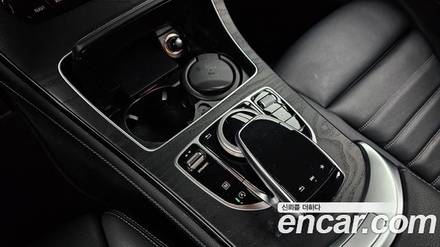 Mercedes-Benz GLC-Class (X253) GLC220 d 4MATIC Premium 2018 — фото 32