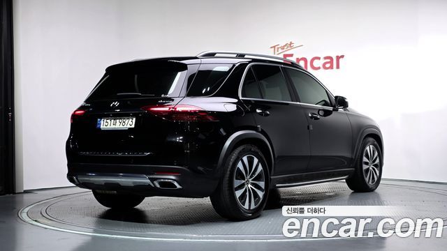 Mercedes-Benz GLE-Class (W167) GLE300d 4MATIC 2023 — фото 2