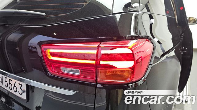 Kia Carnival 9-Seater Hi-Limousine Prestige Hiroof 2019 — фото 23