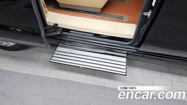 Kia Carnival 9-Seater Hi-Limousine Prestige Hiroof 2019 — фото 37