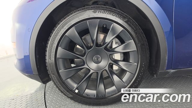 Tesla Model Y Long Range AWD 2022 — фото 5