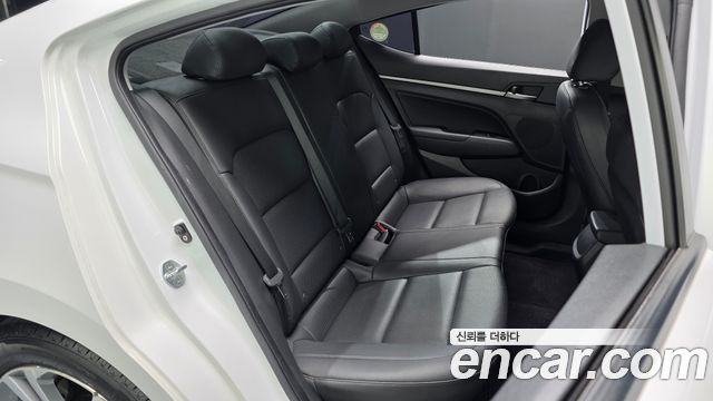 Hyundai Avante (AD) 1.6 GDI Value Plus 2018 — фото 11