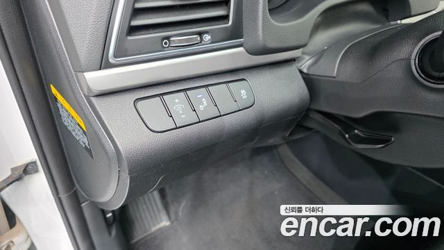 Hyundai Avante (AD) 1.6 GDI Value Plus 2018 — фото 17