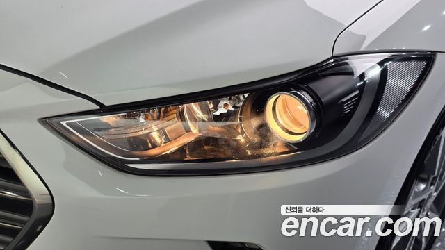 Hyundai Avante (AD) 1.6 GDI Value Plus 2018 — фото 22