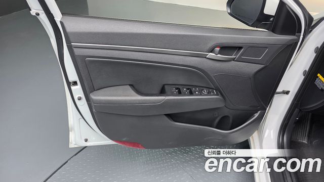 Hyundai Avante (AD) 1.6 GDI Value Plus 2018 — фото 24