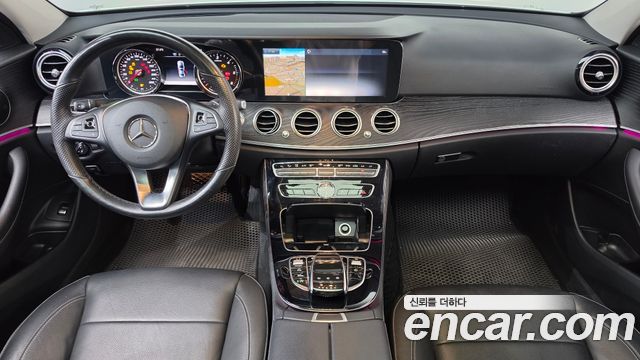 Mercedes-Benz E-Class (W213) E220d Avantgarde 2018 — фото 7