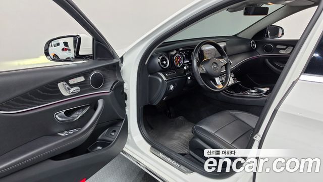 Mercedes-Benz E-Class (W213) E220d Avantgarde 2018 — фото 10