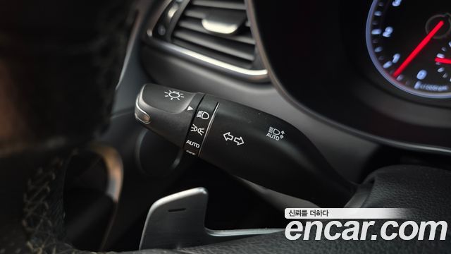 Genesis G70 3.3T Sport AWD Supreme 2018 — фото 29