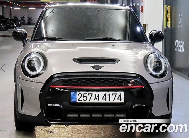 MINI Cooper Classic Third Generation 2023 — фото 2