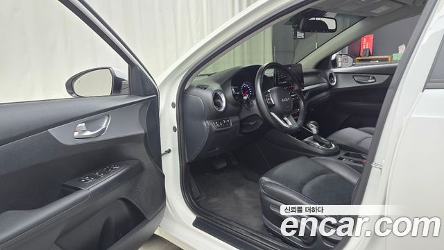 Kia K3 (II) 1.6 Prestige 2022 — фото 10