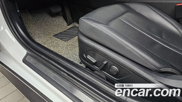 Hyundai Sonata (DN8) 2.0 Premium 2020 — фото 17