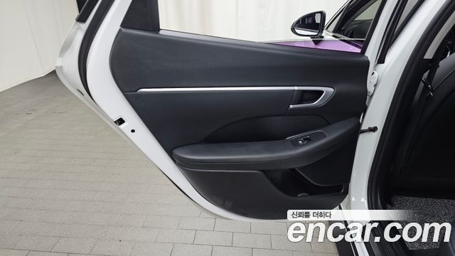 Hyundai Sonata (DN8) 2.0 Premium 2020 — фото 25