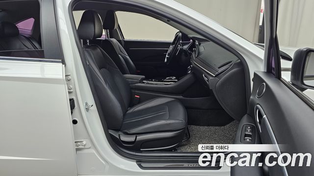 Hyundai Sonata (DN8) 2.0 Premium 2020 — фото 26