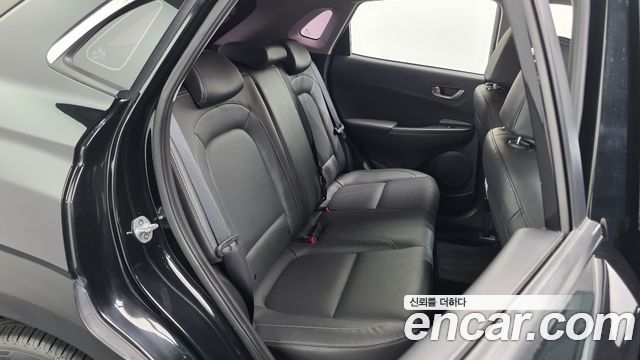 Hyundai Kona 1.6 Turbo 2WD Modern pop 2018 — фото 11