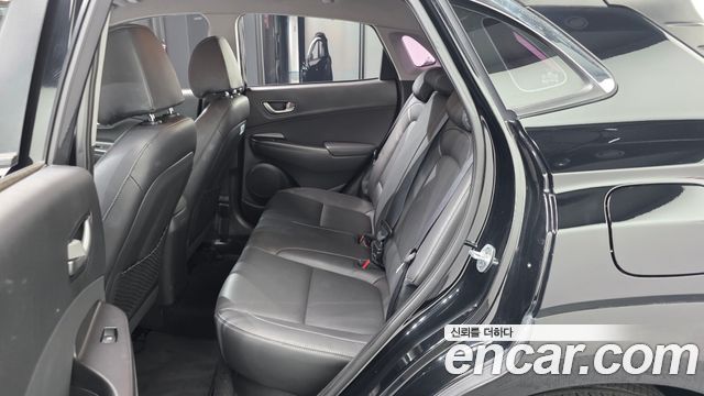 Hyundai Kona 1.6 Turbo 2WD Modern pop 2018 — фото 12