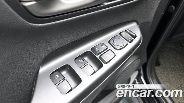 Hyundai Kona 1.6 Turbo 2WD Modern pop 2018 — фото 28