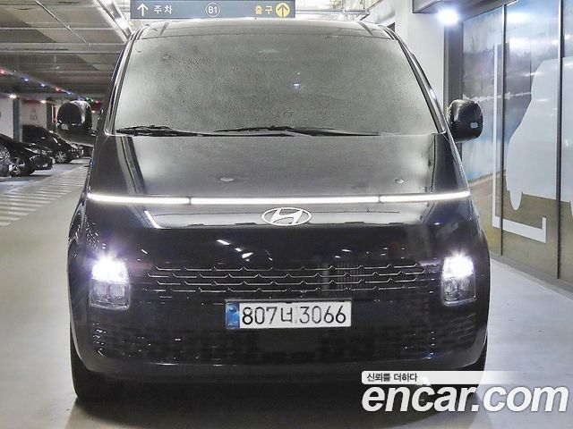 Hyundai Staria Cargo 5-Seater Modern 2025 — фото 2