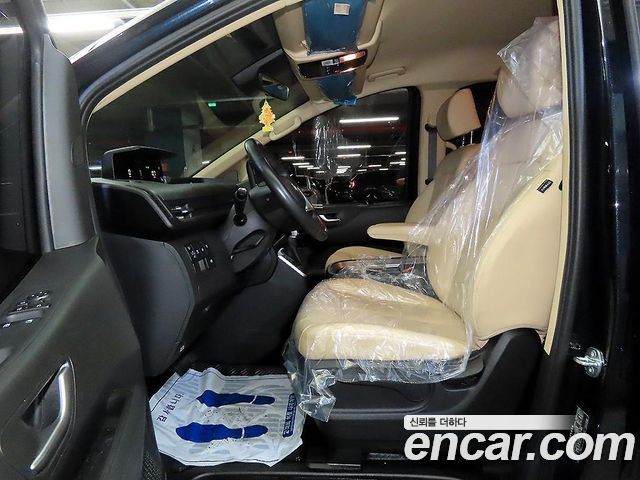 Hyundai Staria Cargo 5-Seater Modern 2025 — фото 6
