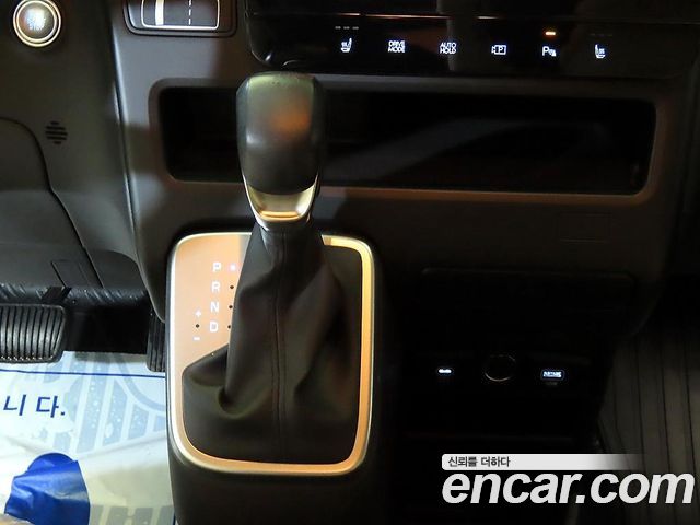 Hyundai Staria Cargo 5-Seater Modern 2025 — фото 16