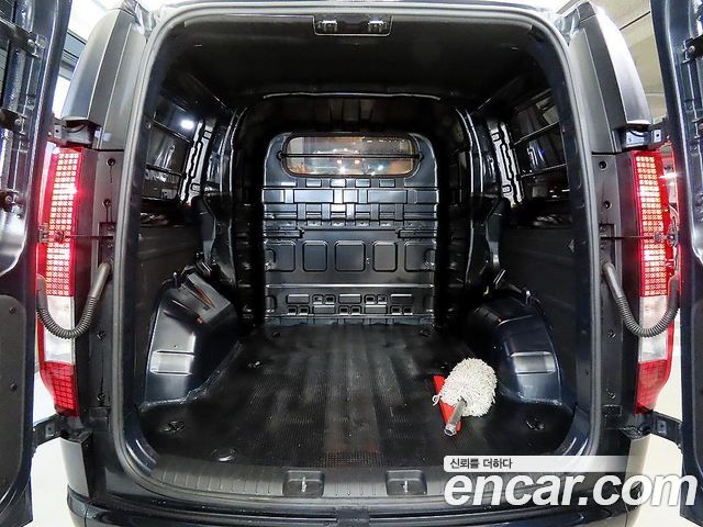 Hyundai Staria Cargo 5-Seater Modern 2025 — фото 22
