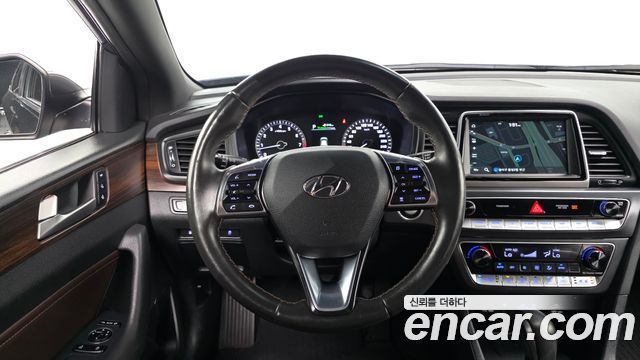 Hyundai Sonata New Rise 2.0 Premium Special 2018 — фото 12