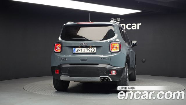 Jeep Renegade 2.0 Diesel Limited AWD 2018 — фото 4