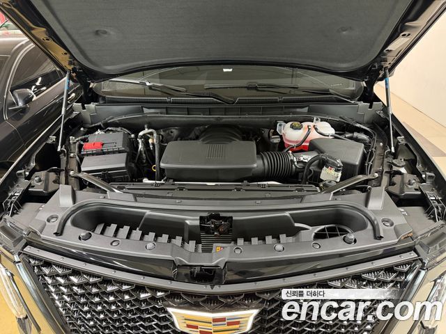 Cadillac Escalade (V) 6.2 ESV ESV Sports Platinum 2025 — фото 6