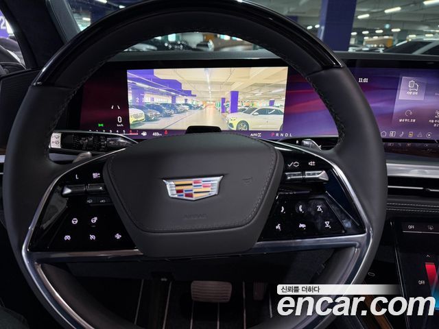 Cadillac Escalade (V) 6.2 ESV ESV Sports Platinum 2025 — фото 9