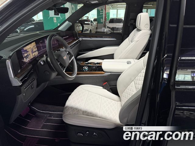 Cadillac Escalade (V) 6.2 ESV ESV Sports Platinum 2025 — фото 10
