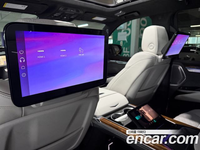 Cadillac Escalade (V) 6.2 ESV ESV Sports Platinum 2025 — фото 19