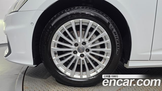 Audi A6 (C8) 40 TDI Premium 2020 — фото 5