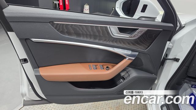 Audi A6 (C8) 40 TDI Premium 2020 — фото 24