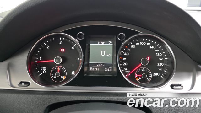Volkswagen CC 2.0 TDI BlueMotion 2012 — фото 8