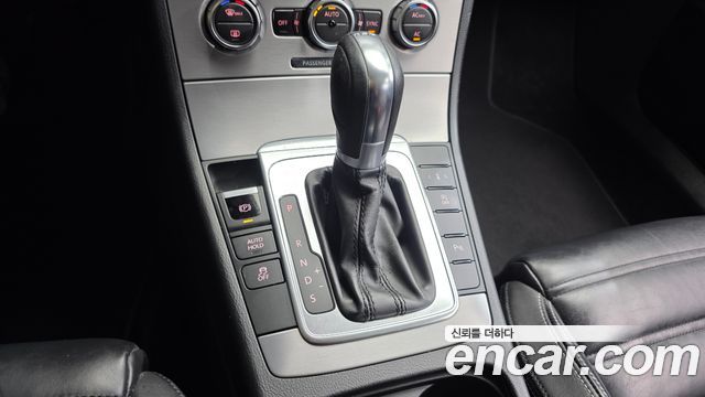 Volkswagen CC 2.0 TDI BlueMotion 2012 — фото 9