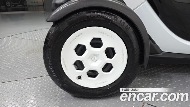 Renault Korea Twizy Life(2-Seater) 2020 — фото 18