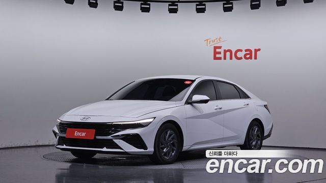 Hyundai Avante Hybrid (CN7) Inspiration