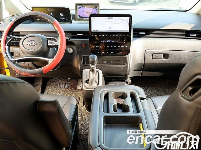 Hyundai Staria L3.5  Kinder Safety Car 15-Seater 2023 — фото 7