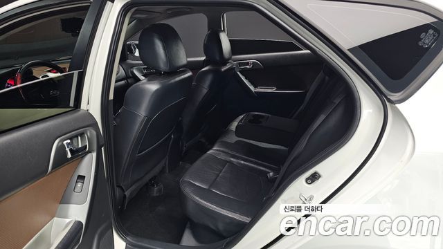 Kia Forte Hatchback 1.6 GDI Prestige Standard 2013 — фото 11