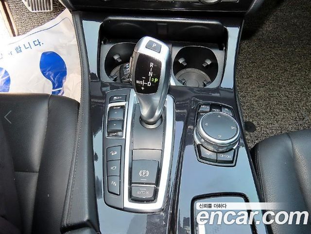 BMW 5 Series (F10) 520d xDrive M Aero Dynamic 2016 — фото 15